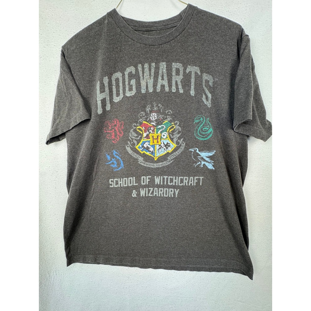 Harry Potter T-Shirt Charcoal Gray Hogwarts Crest Graphic Tee Short Sleeve L